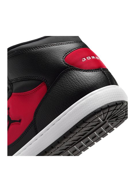 Scarpe Jordan Court Connect Mid Nero Rosso Uomo JORDAN | Sneakers | IQ5685-006