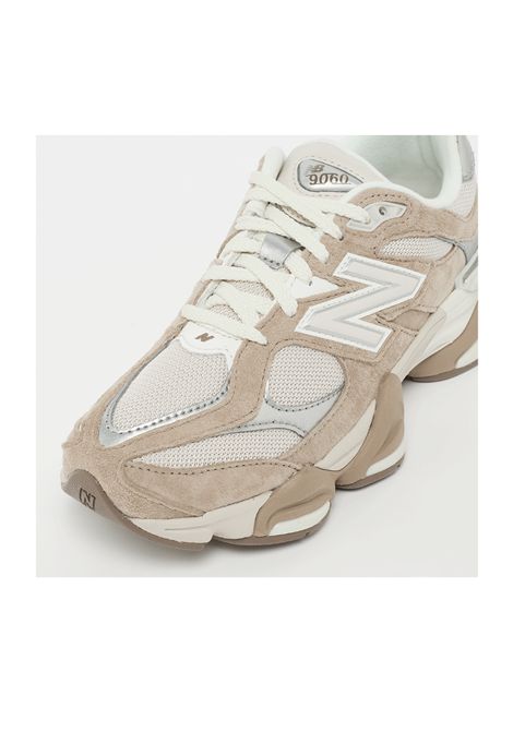 New Balance 9060 Shoes Moonbeam Silver Unisex NEW BALANCE | Sneakers | U9060-ERM