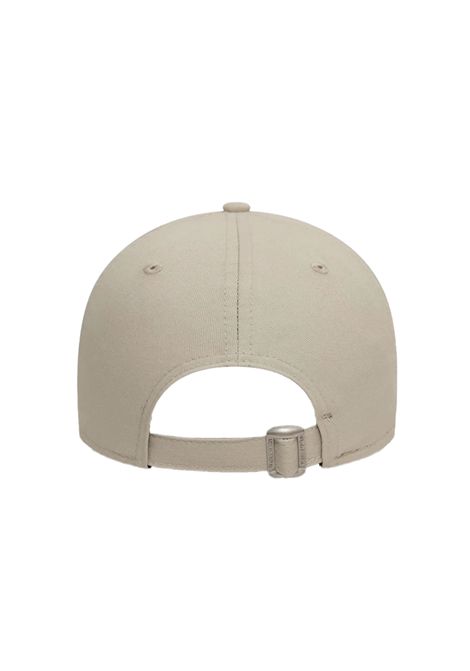 New Era 9FORTY NY Yankees League Essential Cap Sand Unisex NEW ERA | Caps | 60471459-