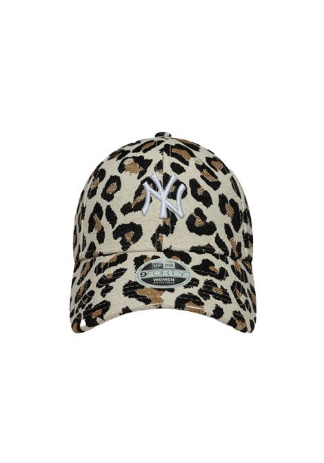 New Era 9FORTY New York Yankees MLB Leopard Midi Cap Light Beige Women NEW ERA | Caps | 60771750-