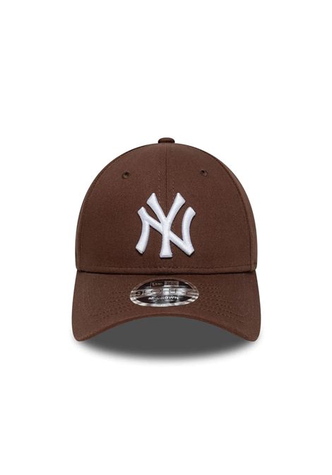 New Era 9FORTY M-Crown New York Yankees MLB Cap Brown Unisex NEW ERA | Caps | 60771878-