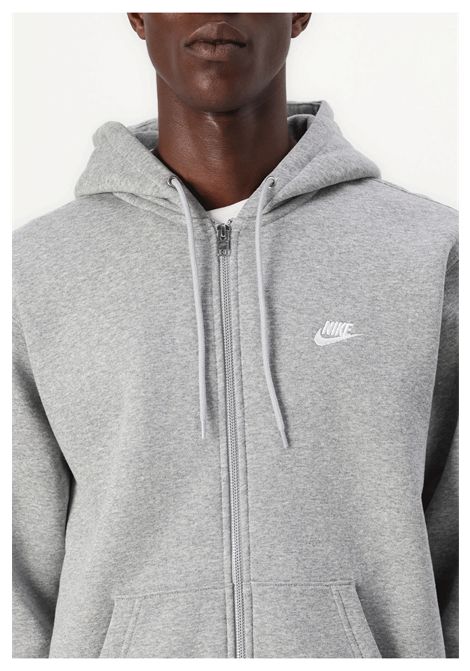 Felpa Nike Sportswear Club French Terry con Zip e Cappuccio Grigio Uomo NIKE | Felpe | FN3884-063