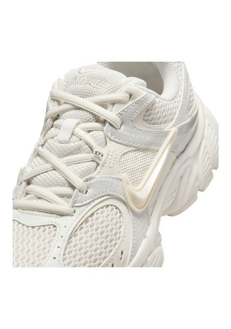 Nike V5 RNR Shoes White Grey Women NIKE | Sneakers | IQ0276-030