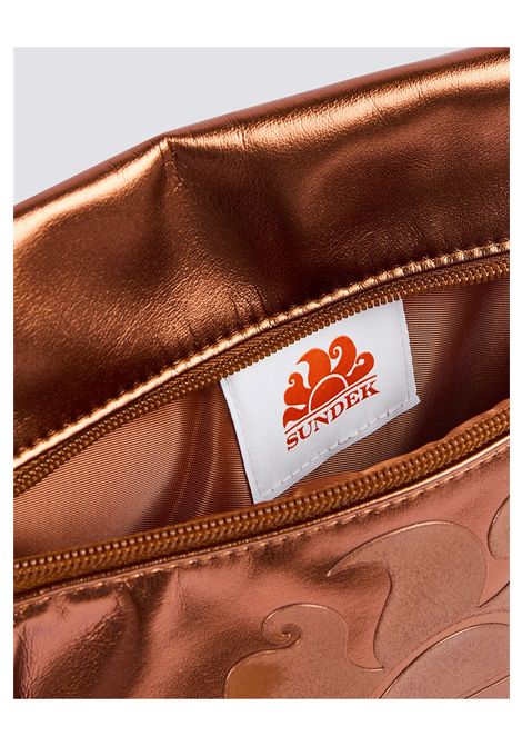 Pochette Sundek con Logo Laminata Bronzo Caffè Donna SUNDEK | Pochette | AW416ABPU7LA-B0300