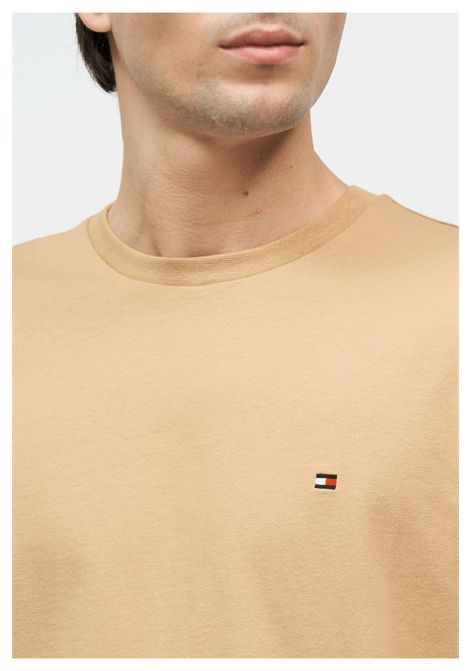 T-shirt Tommy Hilfiger Essential Seasonal Regular Fit Khaki Uomo TOMMY HILFIGER | T-shirt | MW0MW39995-AEG