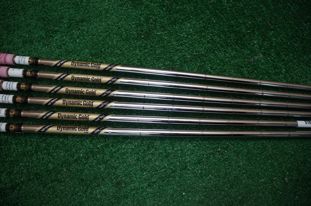 TRUE TEMPER DYNAMIC GOLD TOUR ISSUE X100 STEEL IRON SET SHAFTS PULLS