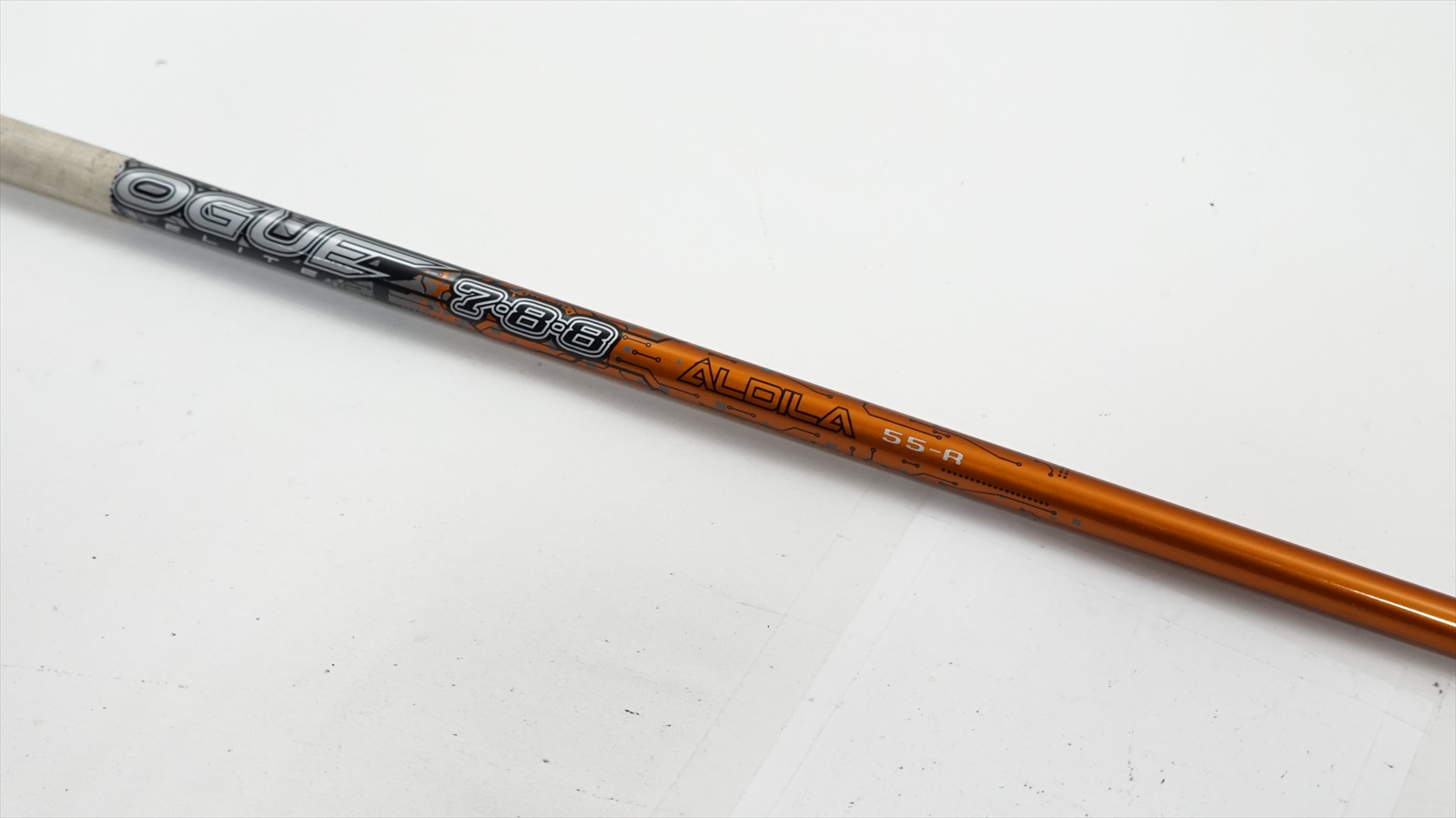 Aldila Rogue Elite Orange 55 R 55G Regular 40.75
