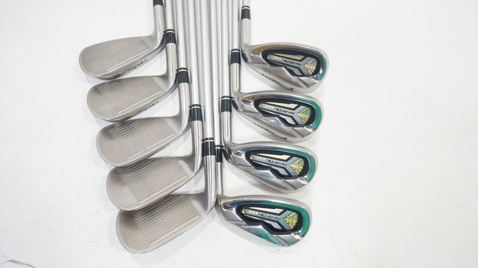 ◯HONMA VIZARD for BeZEAL 525 48(S) 4本セット Honma Be Zeal 525 Iron Set 5-Pw, Gw, Aw, Sw Regular 1168666