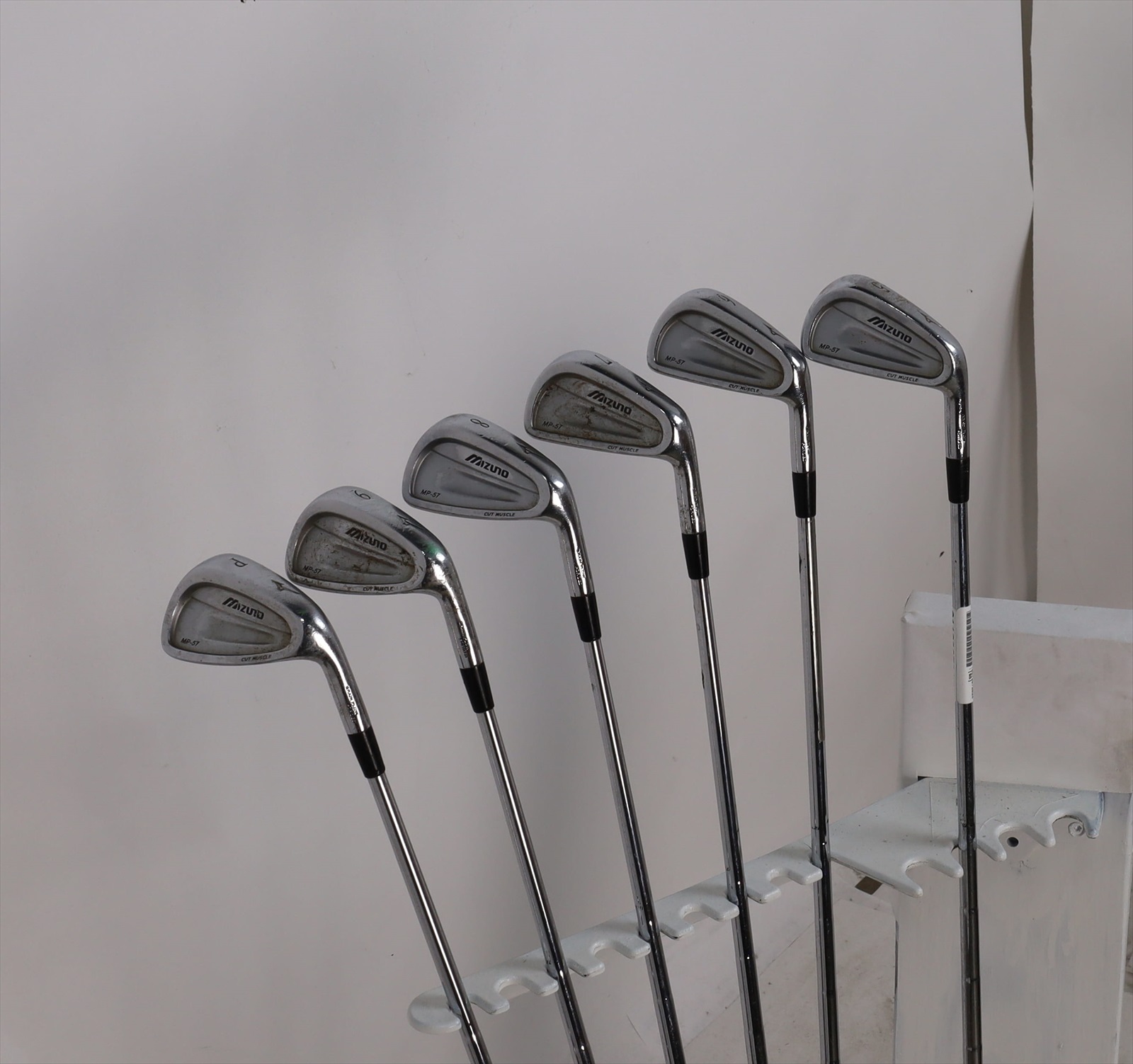 Mizuno Mp 57 Iron Set 5-Pw Stiff Flex Dynamic Gold Steel 1189879