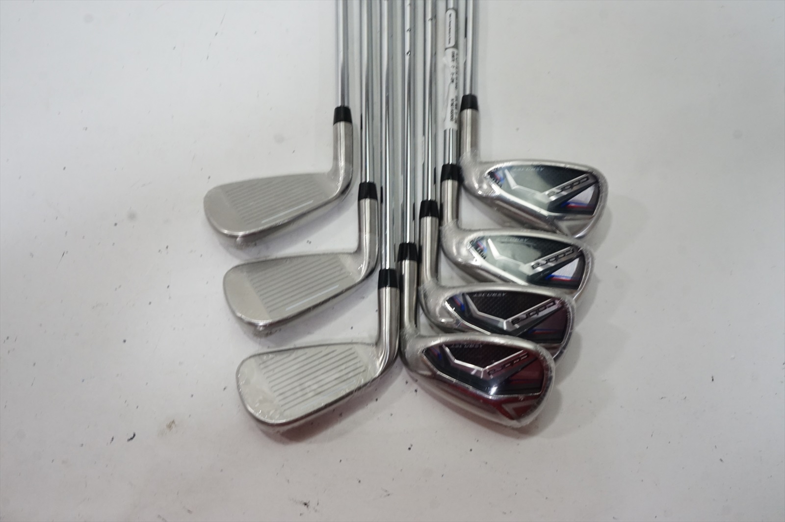Mint Cobra Aerojet Iron Set 5-Pw, Gw Regular Flex Kbs Tour Lite