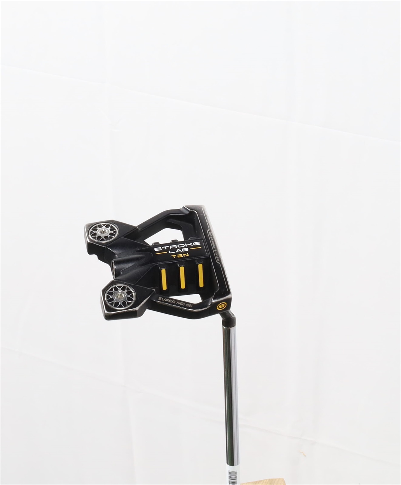 Best Odyssey Center Shafted Putters For A Smooth Putting Stroke