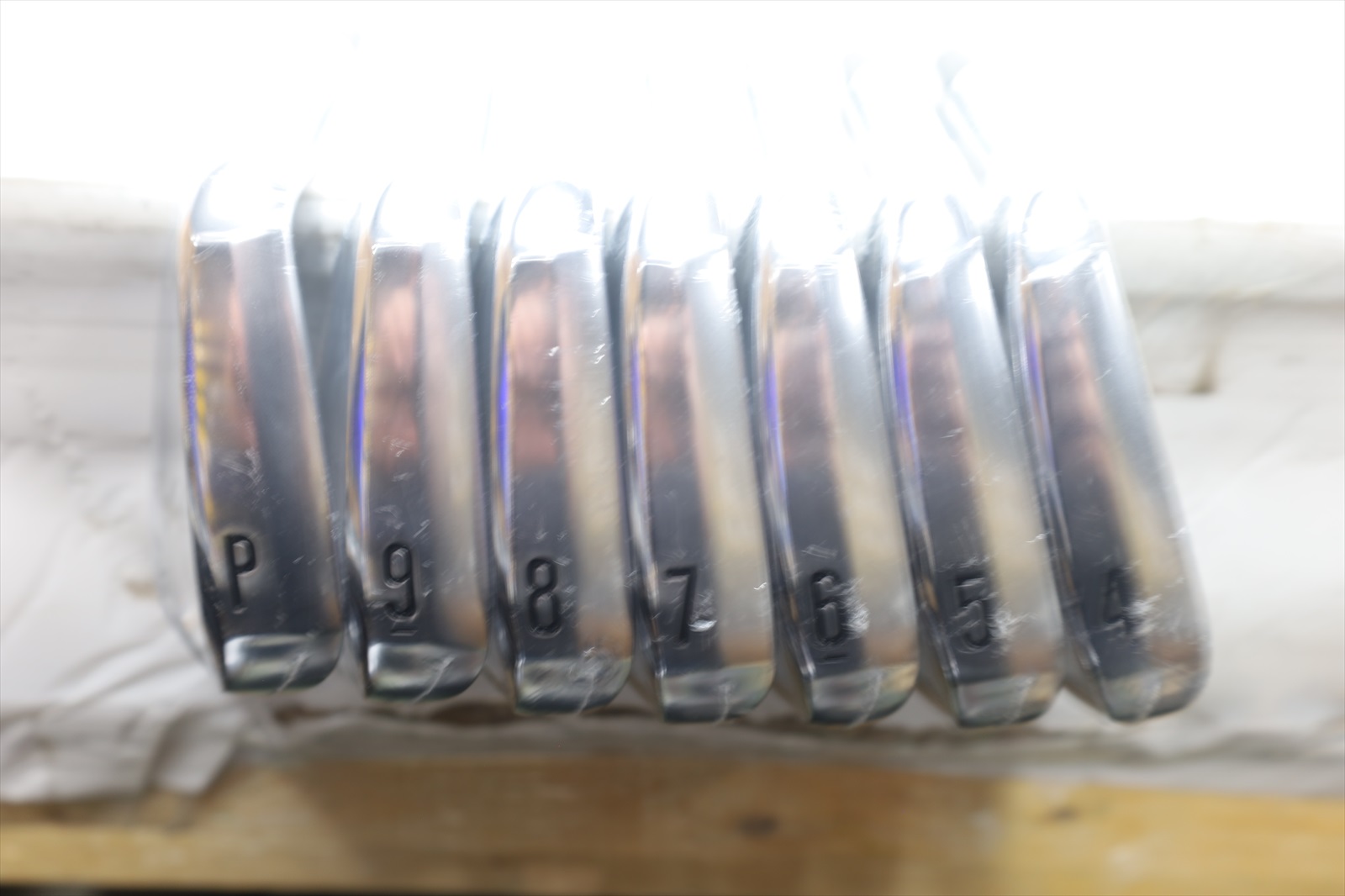 LH Mint Srixon Zxi7 Iron Set 4-Pw Stiff Flex Dynamic Gold Mid 115