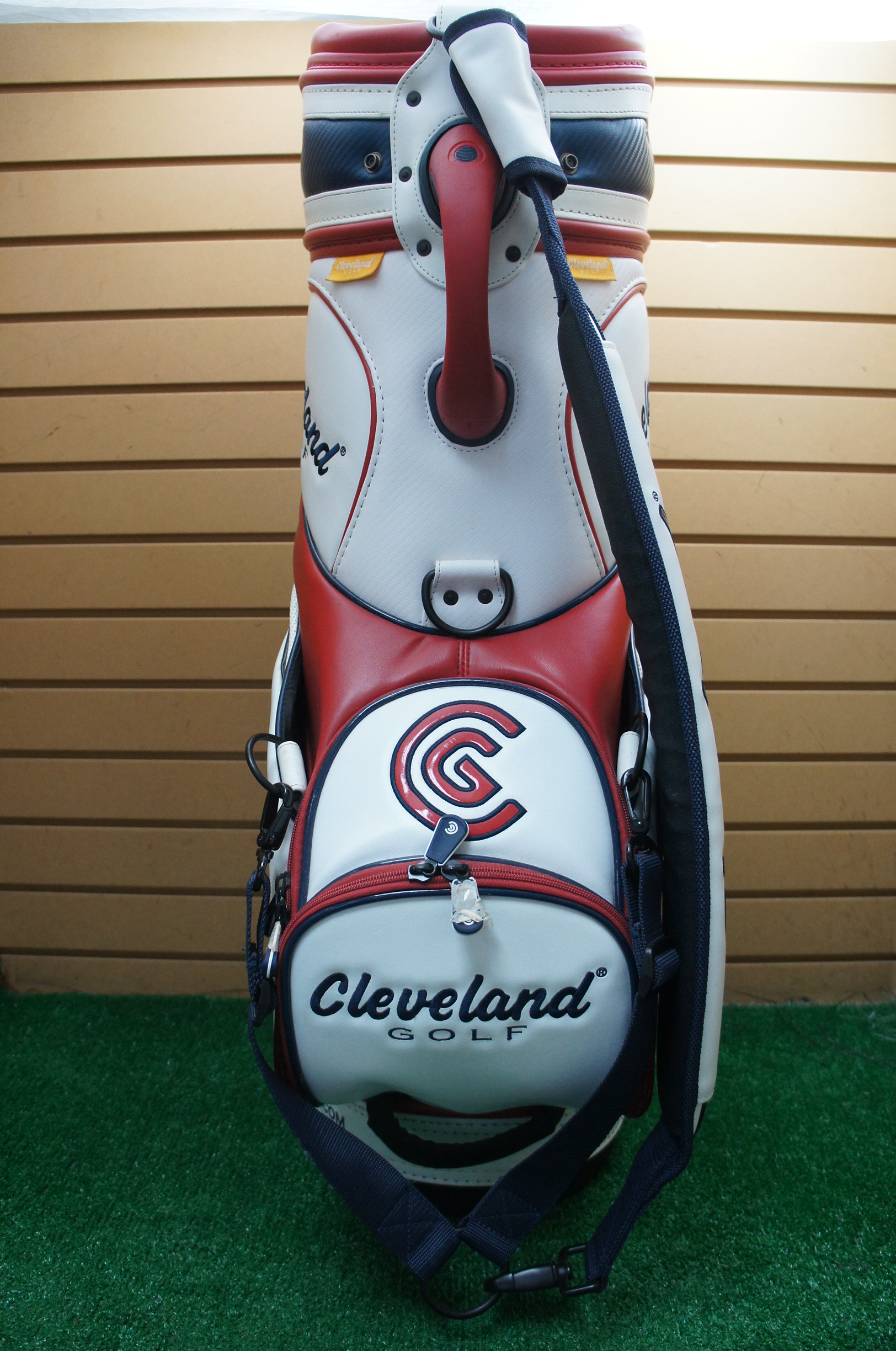 MINT Cleveland Golf 10" Tour Staff Bag 6Dividers Red/White/Blue 253989