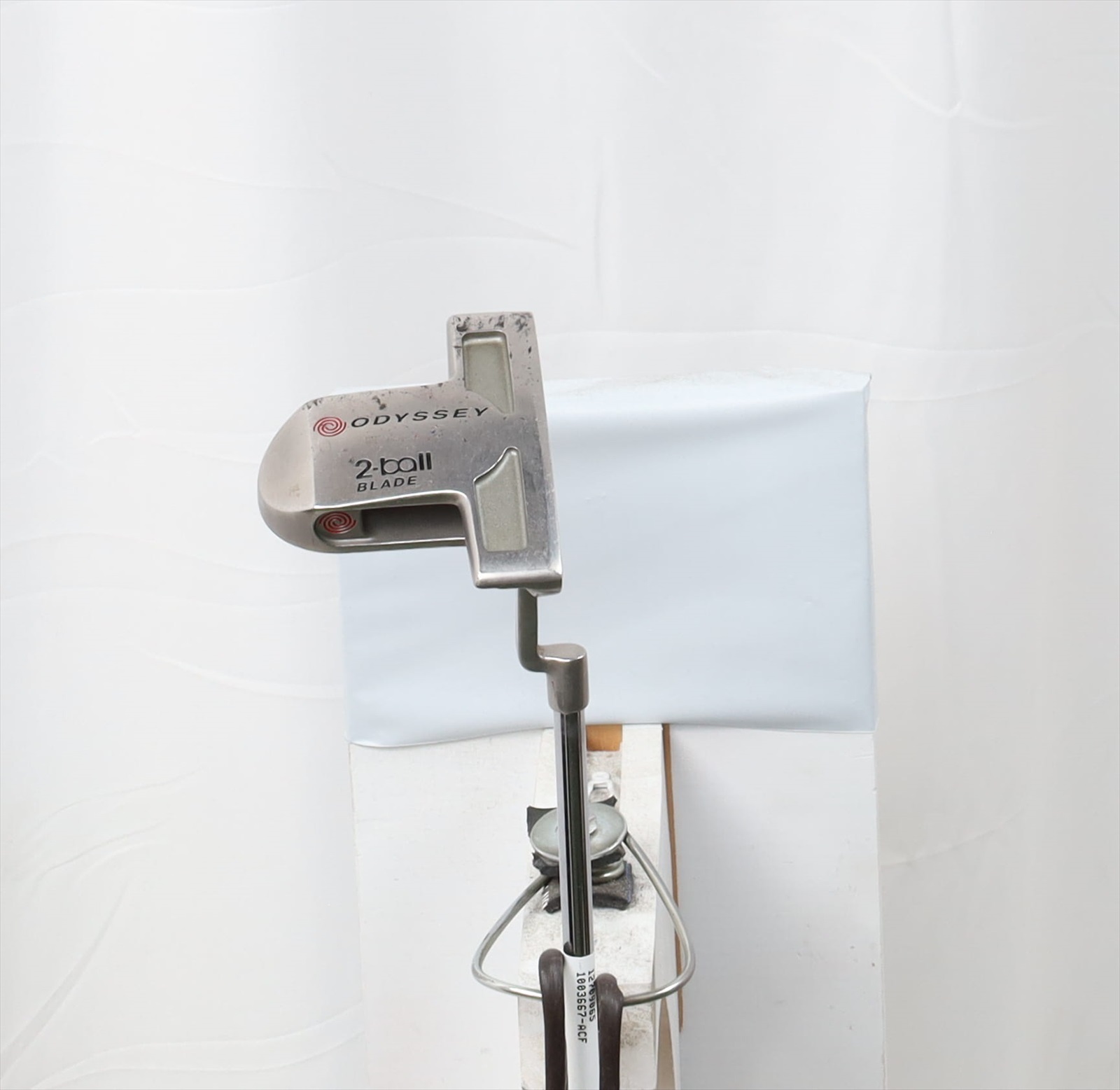 初代ODYSSEY 2-ball BLADE White hot 33inch ODYSSEY WHITE HOT 2-BALL BLADE PUTTER | iGolf Value Guide