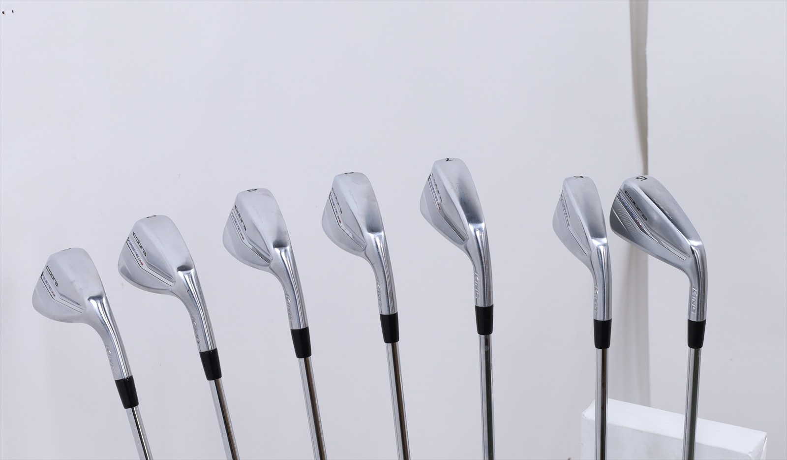 KING FORGED TEC ONE Length アイアンセット2022 KING Forged Tec ONE Length Irons – COBRA Golf