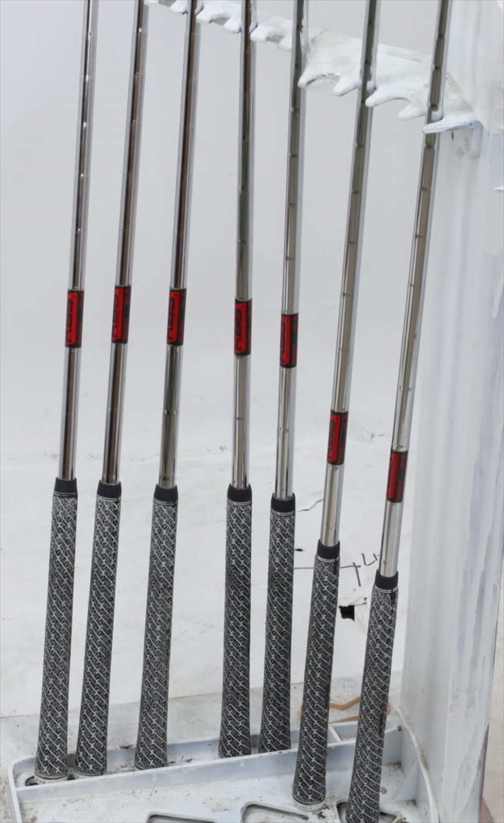 TaylorMade SLDR Iron Set 4-P,A Steel KBS Tour 90 Stiff Flex 67928G - Mr
