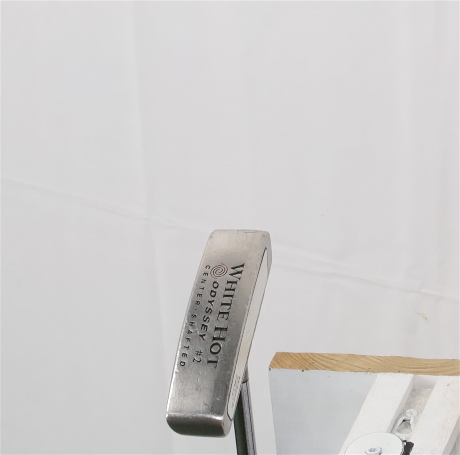 Odyssey White Hot #2 Center Shaft 33