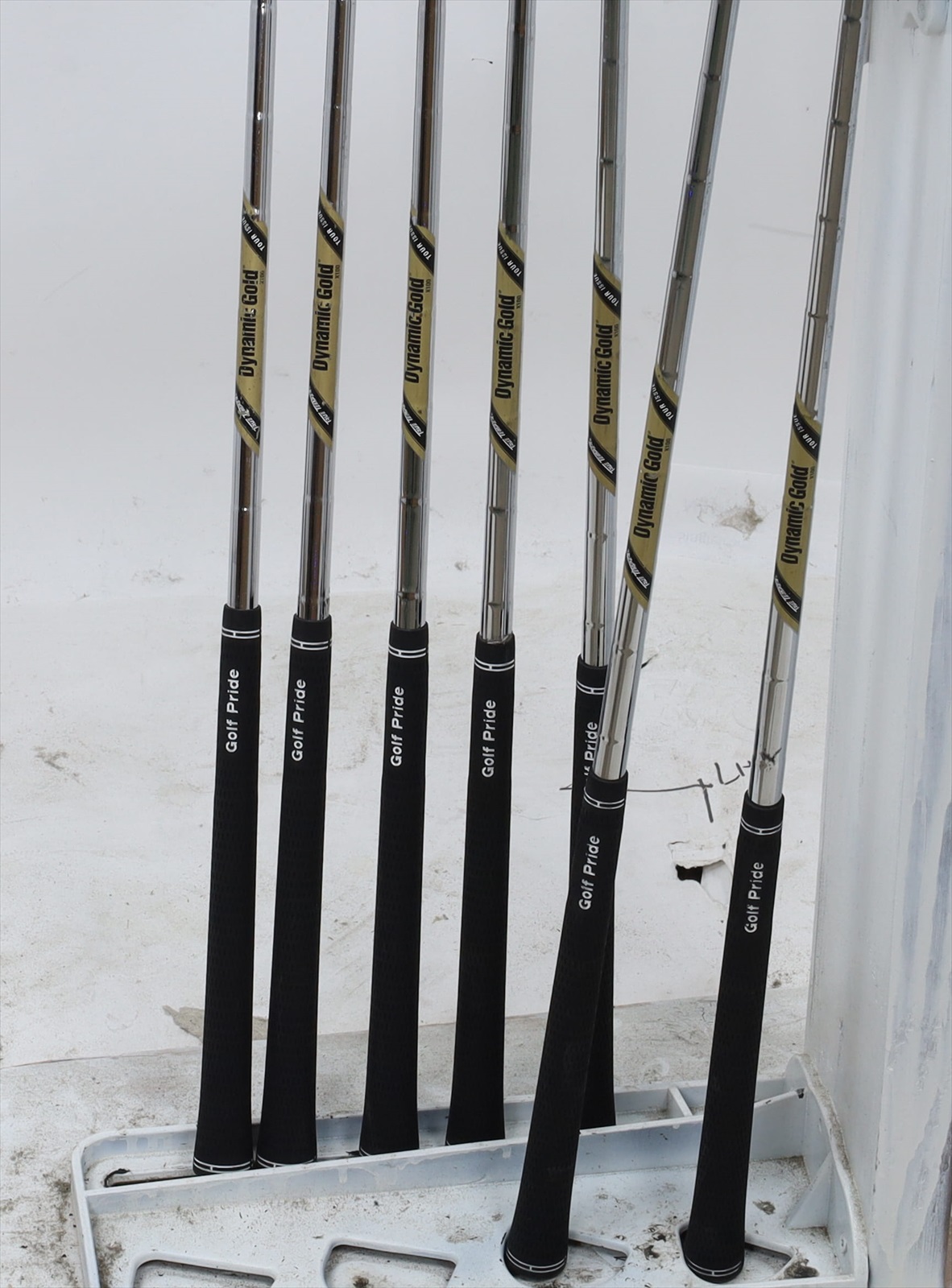 Titleist T100 2021 Iron Set 4-Pw Extra Stiff Dynamic Gold X100