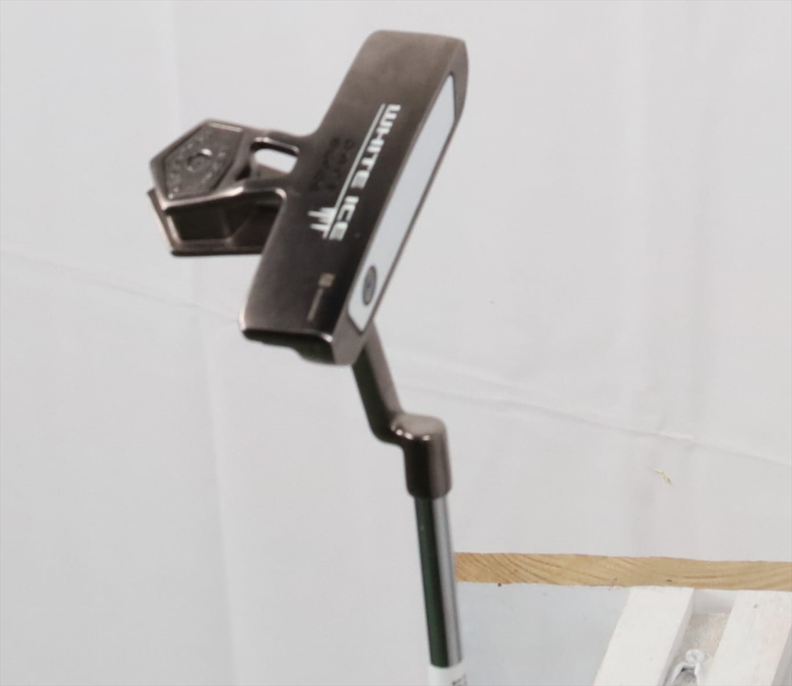 Odyssey White Ice D.A.R.T. Blade 35