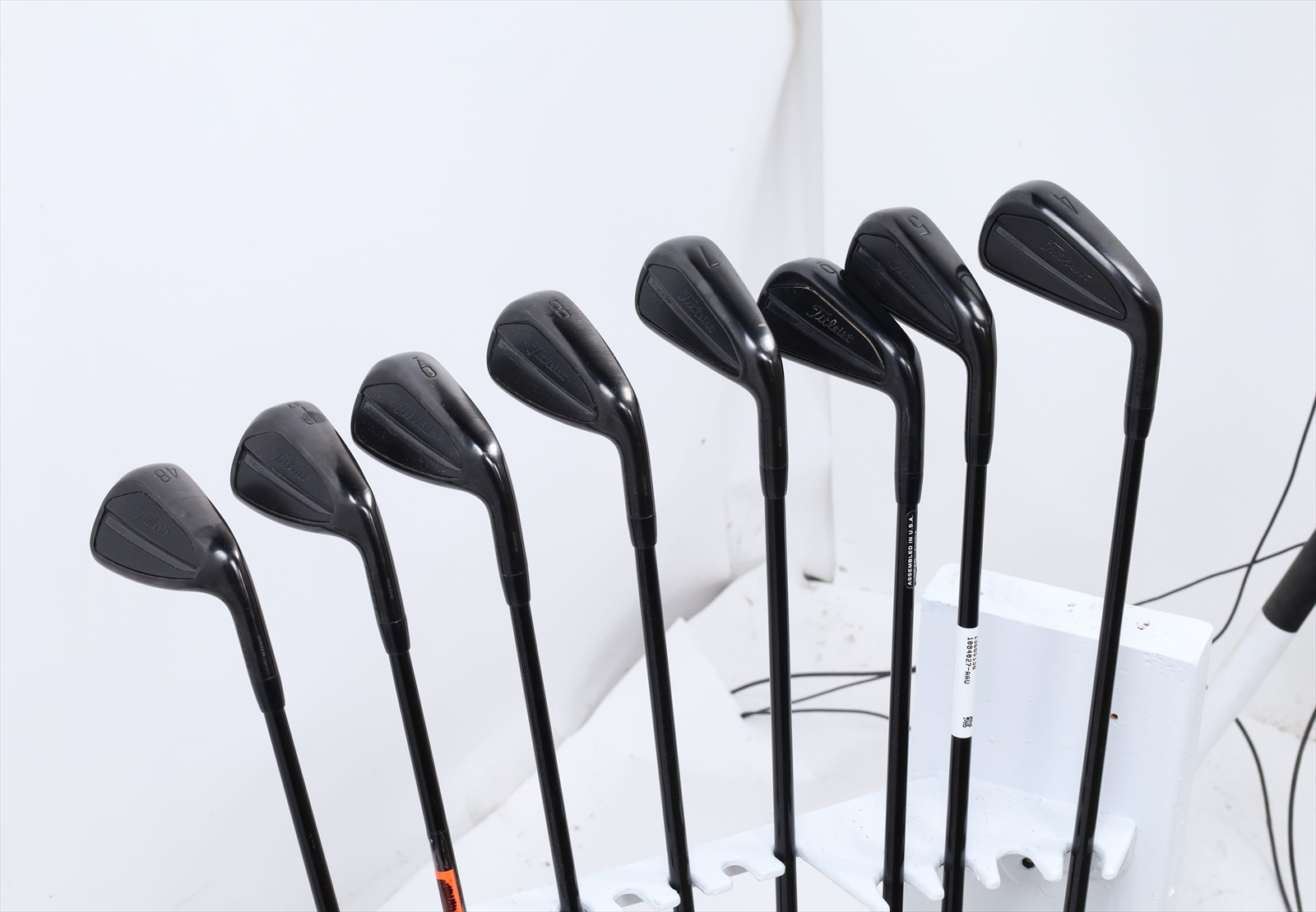 Titleist T200 3G Black Iron Set 4-Pw, Gw Regular Tensei Av Red Am2 13685138 Good