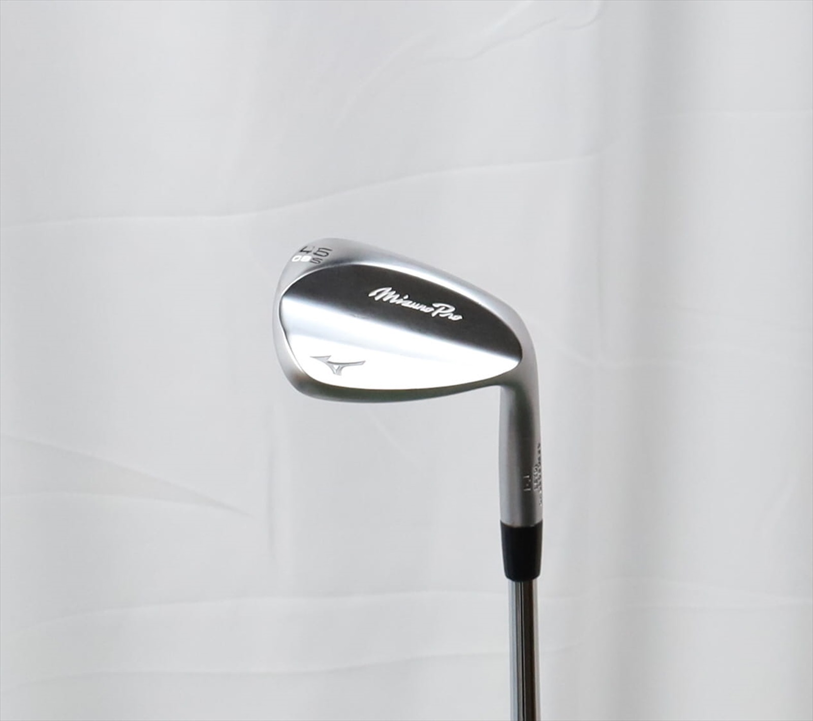 Mizuno T1 White Satin S Grind Wedge 46°-8 Stiff Dynamic Gold Stl 13917402 Good