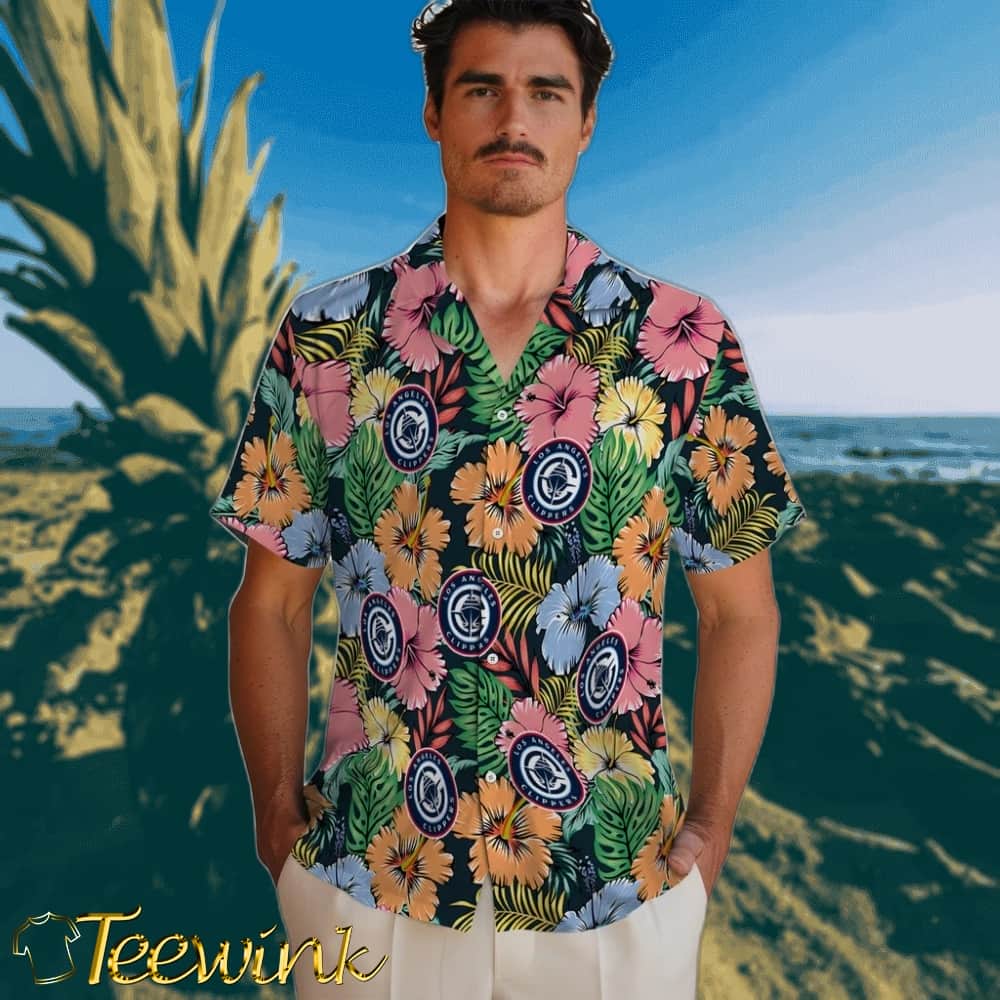 Brilliant Hibiscus Garden Los Angeles Clippers Hawaiian Shirt image 2 Brilliant Hibiscus Garden Los Angeles Clippers Hawaiian Shirt image 2