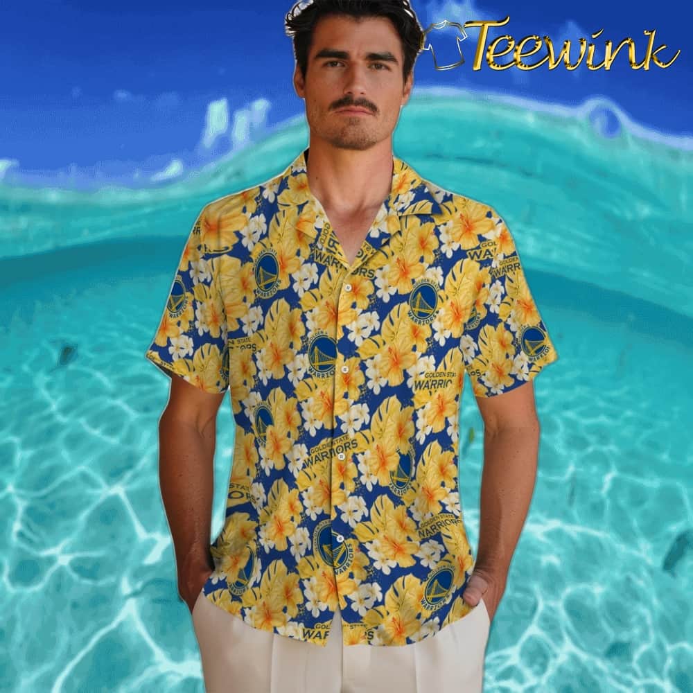 Hibiscus Tropics Golden State Warriors Hawaiian Shirt image 2 Hibiscus Tropics Golden State Warriors Hawaiian Shirt image 2