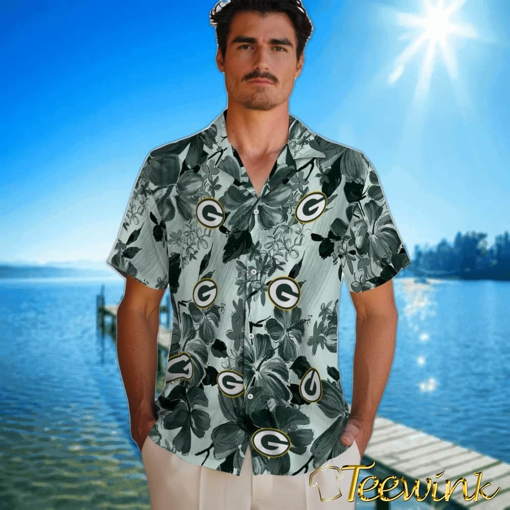 Green Bay Packers Hawaiian Shirt – Hibiscus Arrangement image 2 Green Bay Packers Hawaiian Shirt – Hibiscus Arrangement image 2