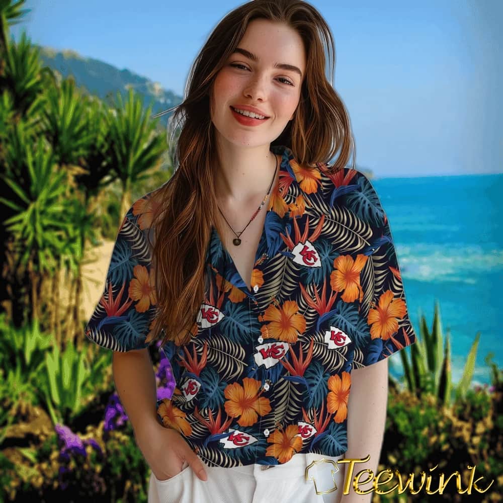 Kansas City Chiefs Hawaiian Shirt – Hibiscus Foliage image 4 Kansas City Chiefs Hawaiian Shirt – Hibiscus Foliage image 4