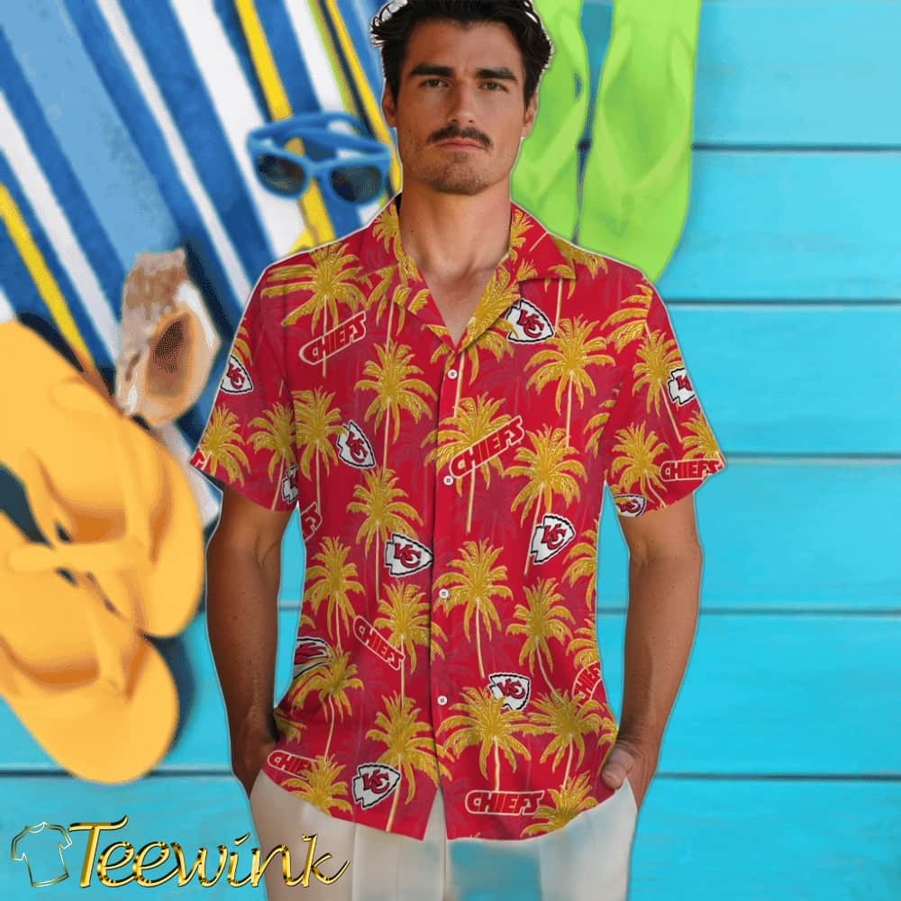 Kansas City Chiefs Hawaiian Shirt – Palm Tree Motif image 2 Kansas City Chiefs Hawaiian Shirt – Palm Tree Motif image 2