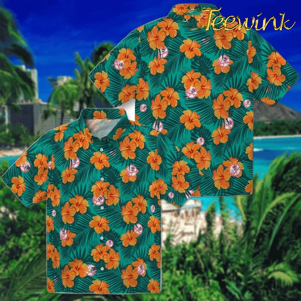 New York Yankees Hawaiian Shirt – Hibiscus and Palm Leaves image 3 New York Yankees Hawaiian Shirt – Hibiscus and Palm Leaves image 3