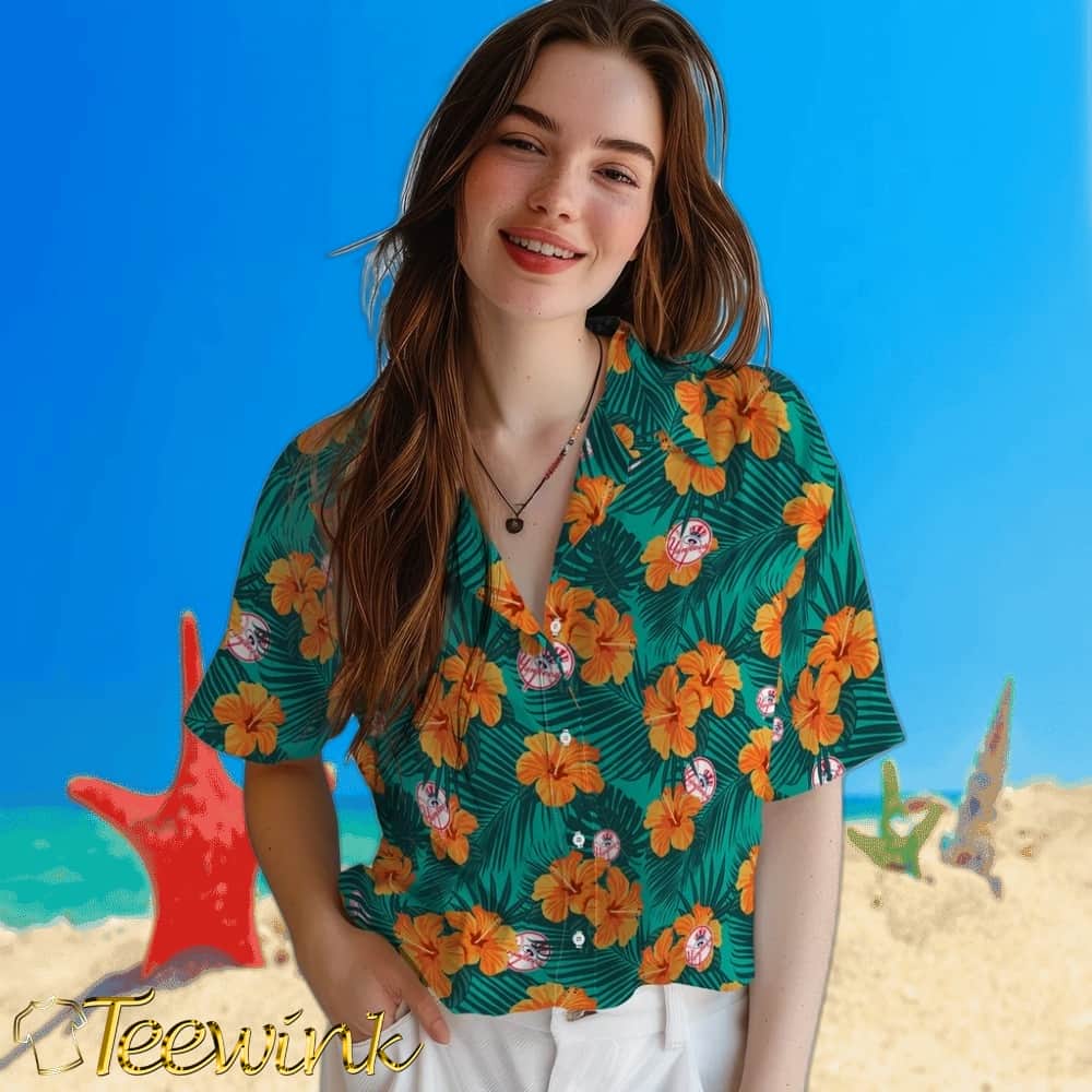 New York Yankees Hawaiian Shirt – Hibiscus and Palm Leaves image 4 New York Yankees Hawaiian Shirt – Hibiscus and Palm Leaves image 4