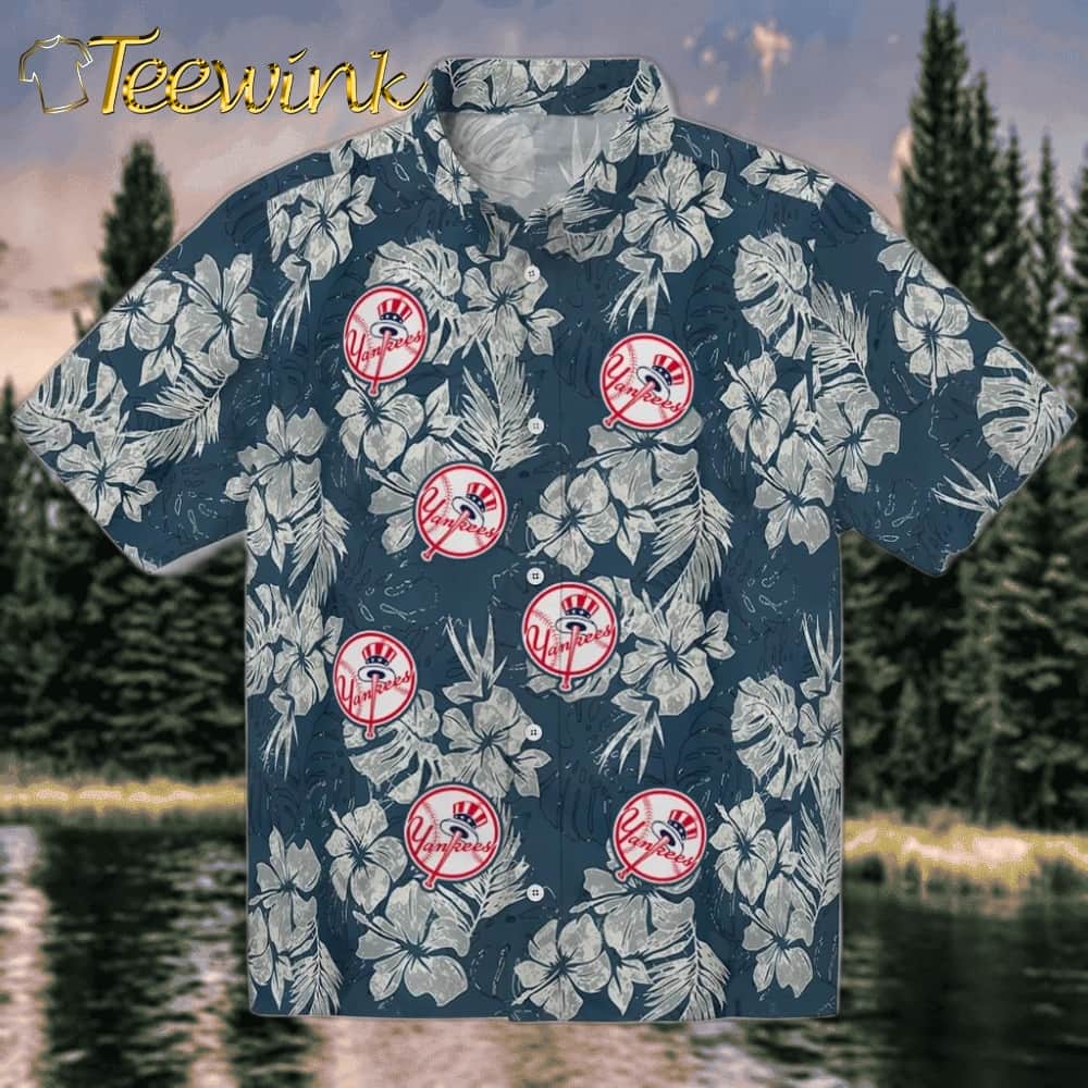 New York Yankees Hawaiian Shirt – Hibiscus Flowers