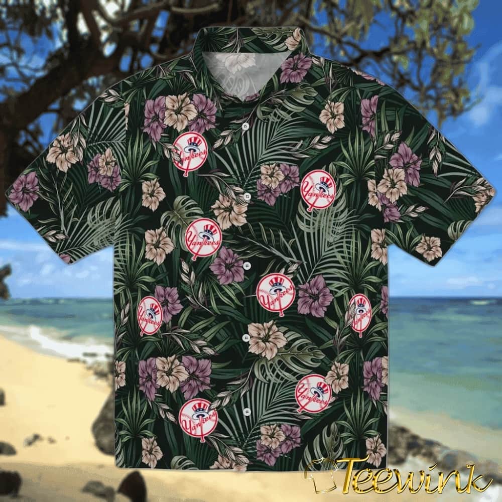 New York Yankees Hawaiian Shirt – Hibiscus Leaves Pattern
