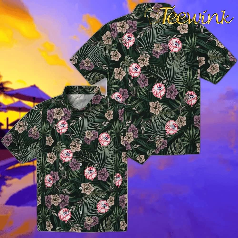 New York Yankees Hawaiian Shirt – Hibiscus Leaves Pattern image 3 New York Yankees Hawaiian Shirt – Hibiscus Leaves Pattern image 3