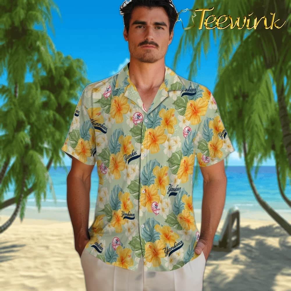 New York Yankees Hawaiian Shirt – Hibiscus Mood image 2 New York Yankees Hawaiian Shirt – Hibiscus Mood image 2
