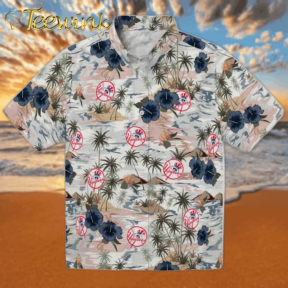 New York Yankees Hawaiian Shirt – Hibiscus Overlay