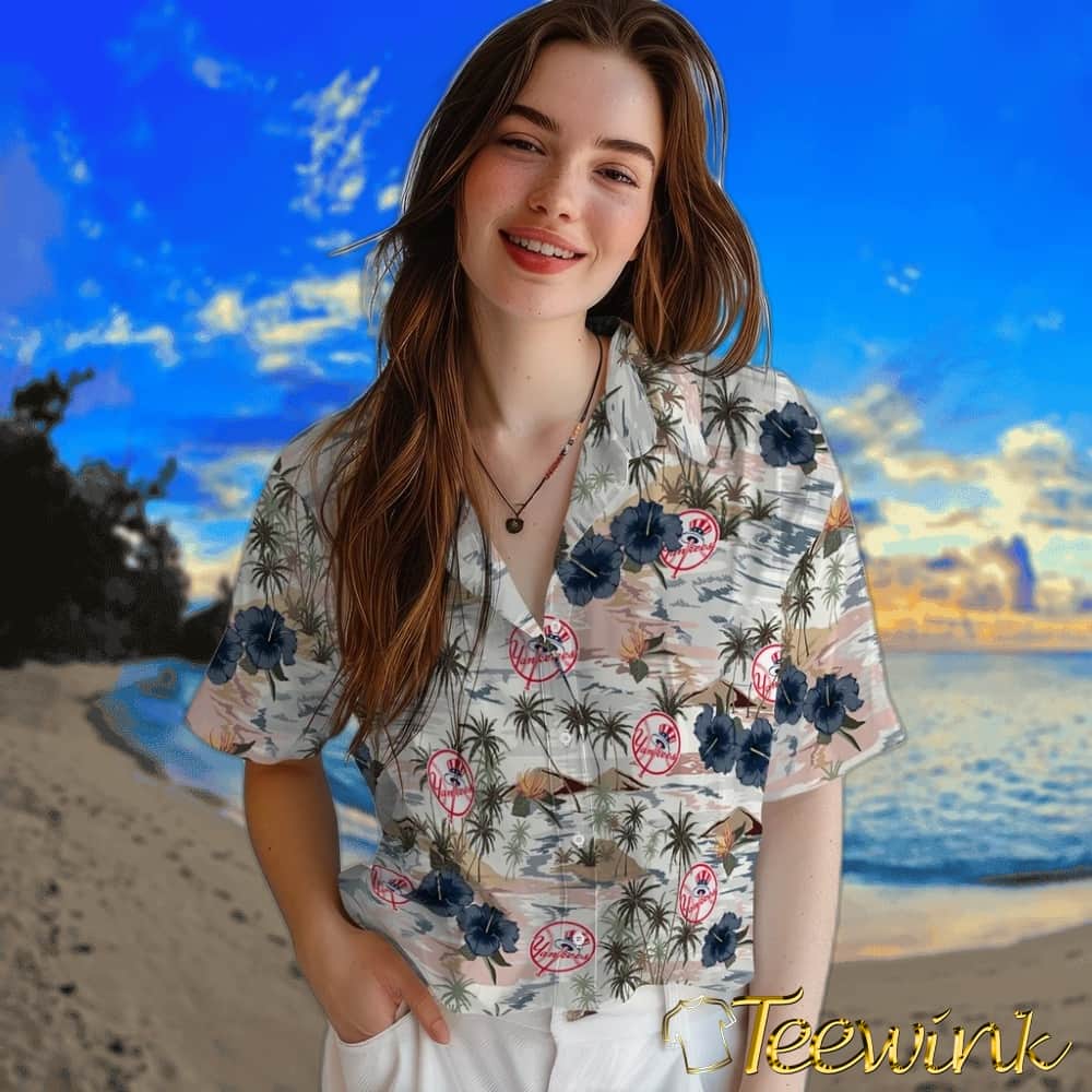 New York Yankees Hawaiian Shirt – Hibiscus Seaside image 4 New York Yankees Hawaiian Shirt – Hibiscus Seaside image 4