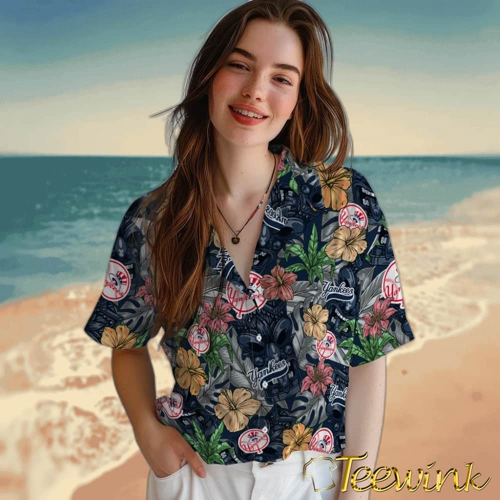 New York Yankees Hawaiian Shirt – Hibiscus Tiki Jungle image 4 New York Yankees Hawaiian Shirt – Hibiscus Tiki Jungle image 4