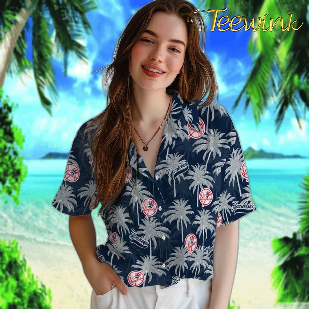 New York Yankees Hawaiian Shirt – Palm Tree Motif image 4 New York Yankees Hawaiian Shirt – Palm Tree Motif image 4