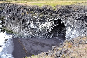 Arnarstapi