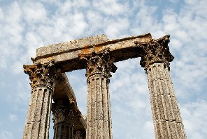 Evora