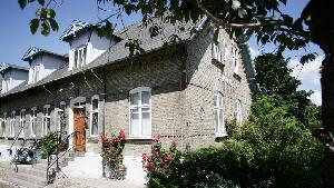 Hotel Krogen Tlf.: and 45 98 12 17 05