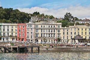 Welcome to The Commodore Hotel
