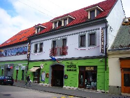 Hotel*** Barbakan