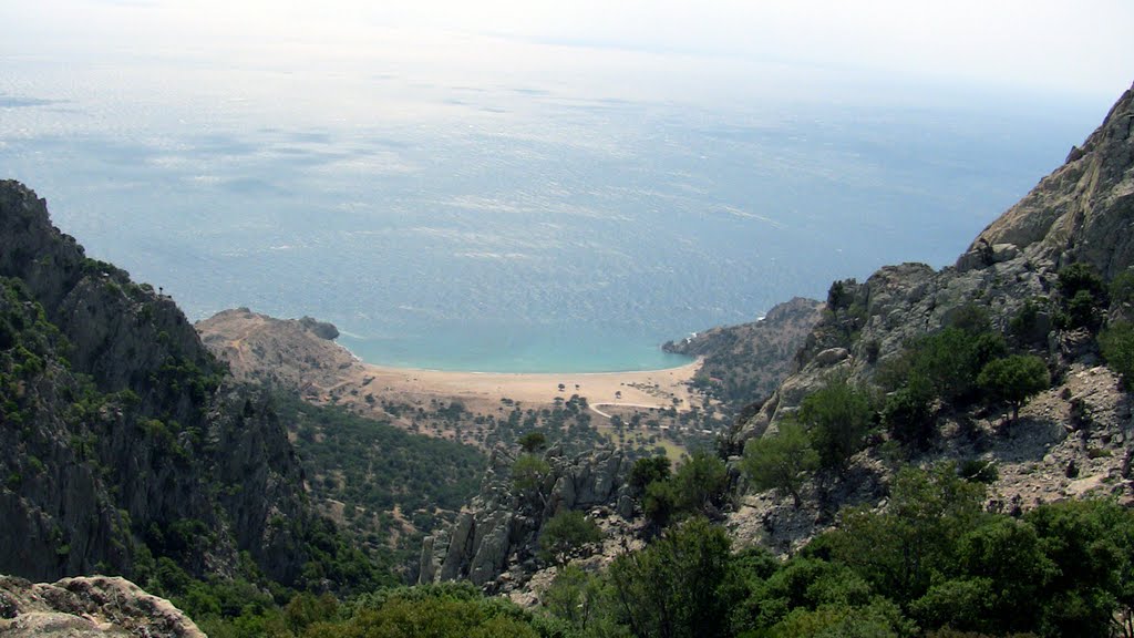 Dardanos Beach