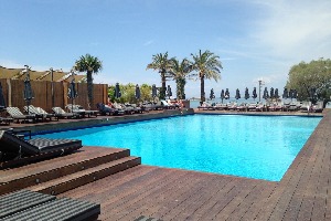 Asteras Glyfada beach