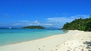 Lugutan Beach