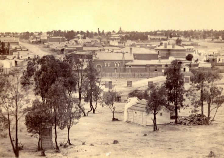 Eaglehawk Log Lock Up