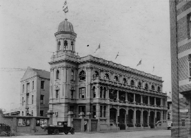 Naldham House